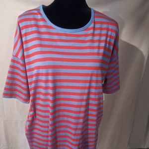 Lularoe Irma size small.